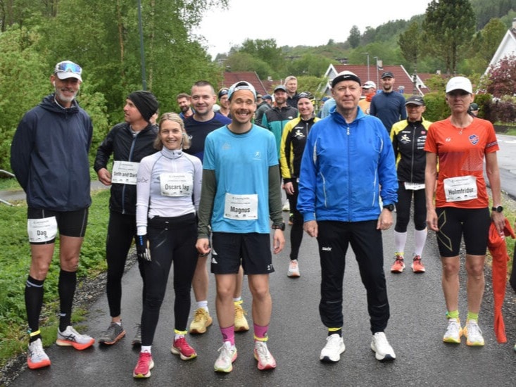Magnus Thorud og Henrik Bolgen på pallen i Lierskogen 6-timers